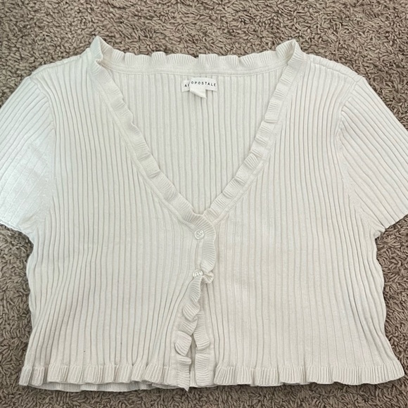Aeropostale Ribbed Short Sleeve Bolero 2 button Cropped - Picture 4 of 5